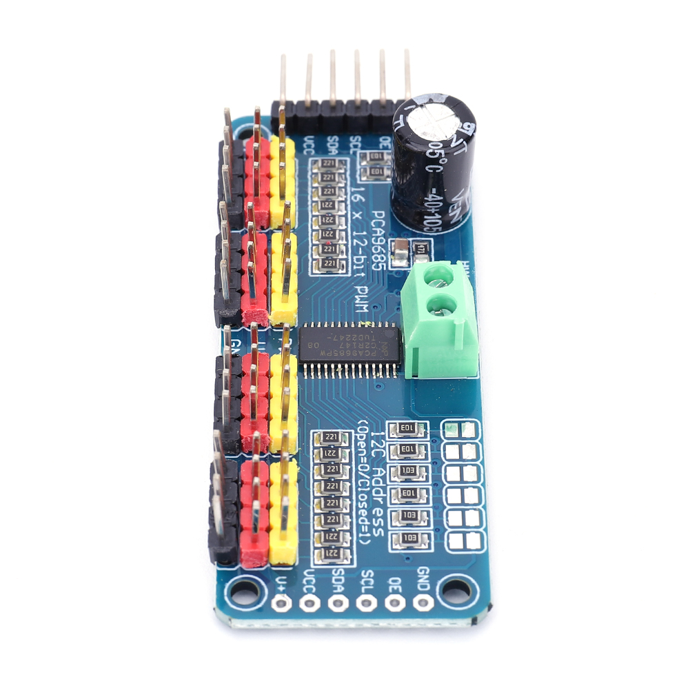 لوحة تحكم محرك السيرفو PCA9685 - مراجعة Arduino Robot وسعره